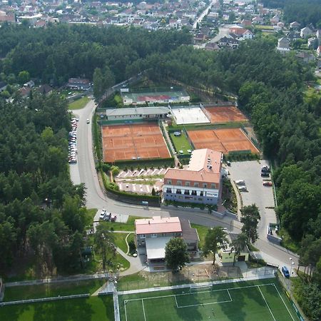 Hotel Sport Zruč Exterior foto